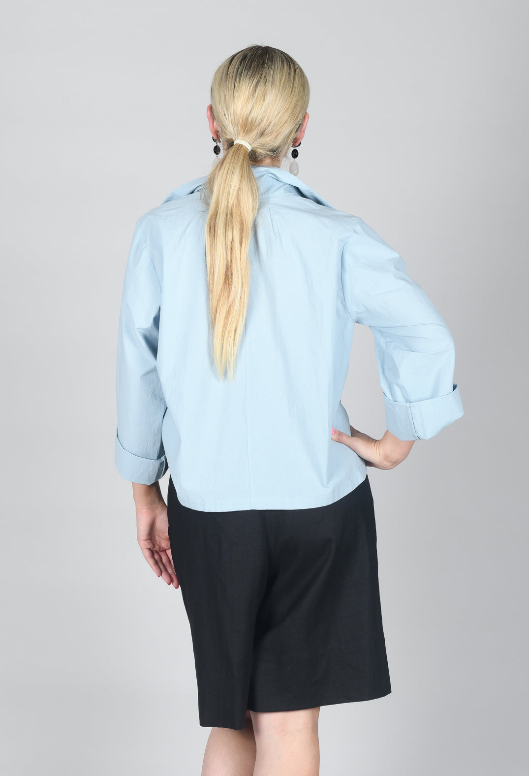 Cropped Patch Pocket Shirt in Blue