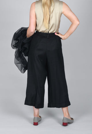 Pleated Wide Leg Trousers in Black