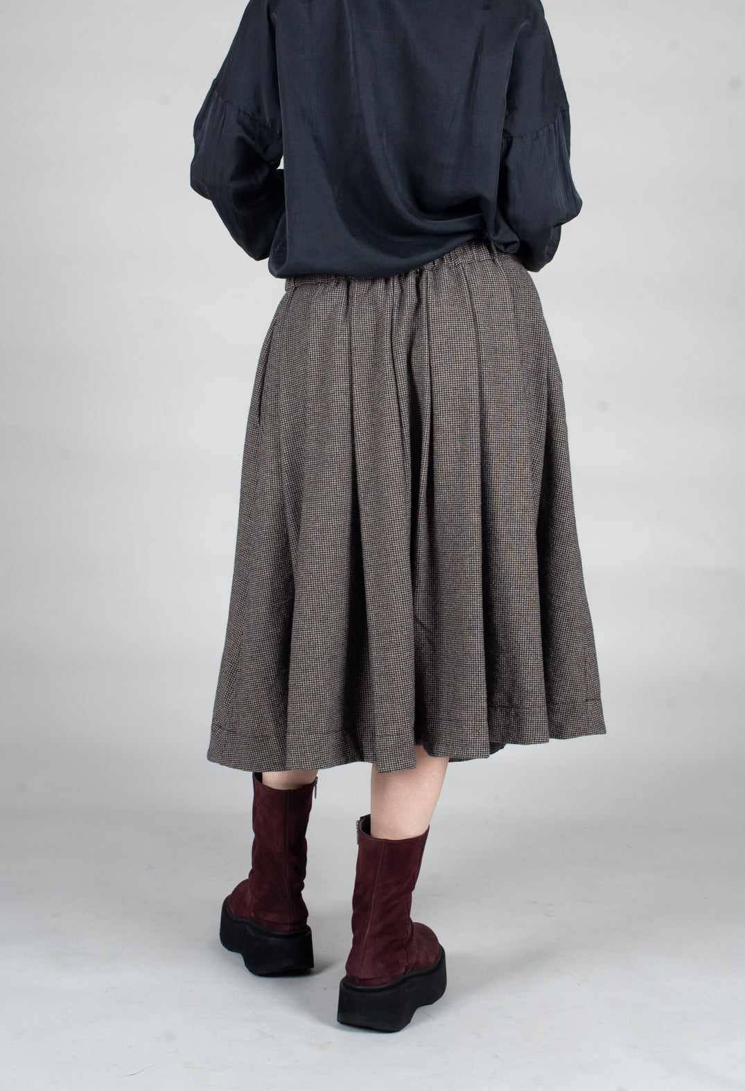 Pleated Skirt in Coffee