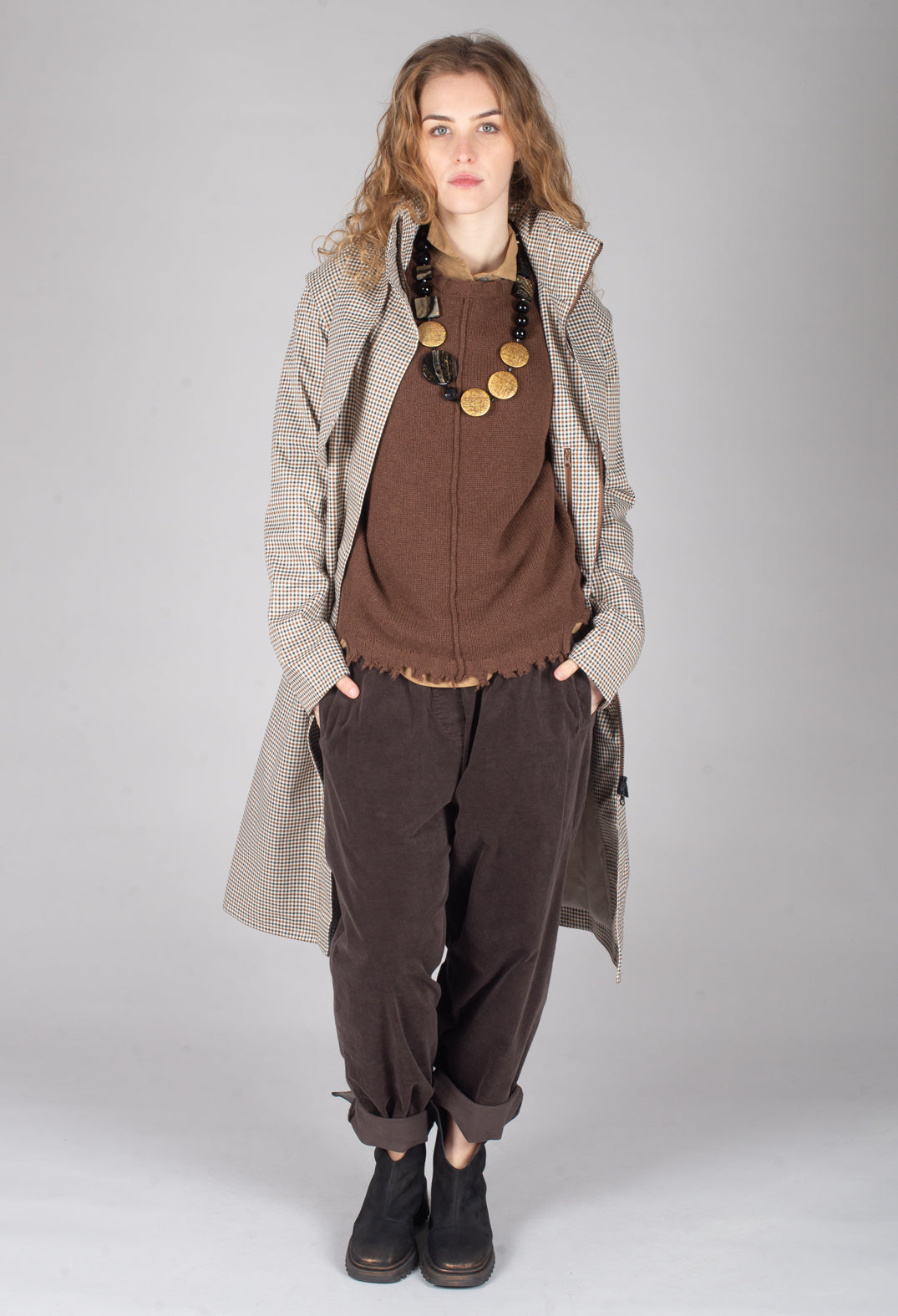 Pedra Trousers in Brown