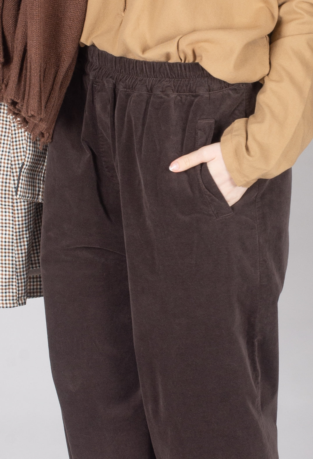 Pedra Trousers in Brown