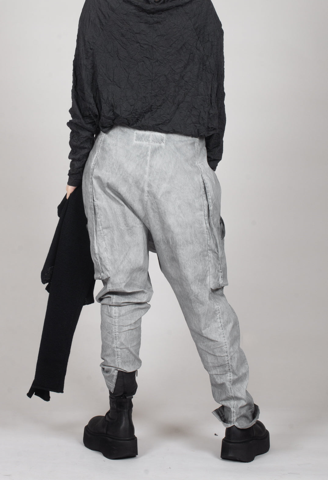 Skinny Trousers with Bleached Stitching in Pencil Cloud