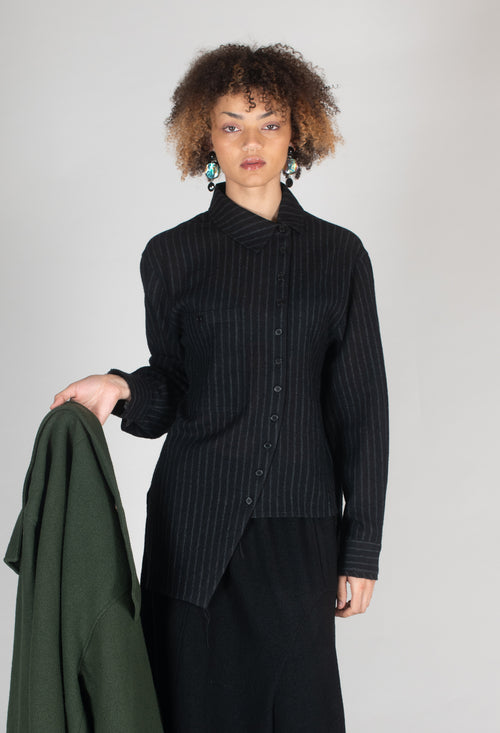 Point Collar Shirt in Black Stripe