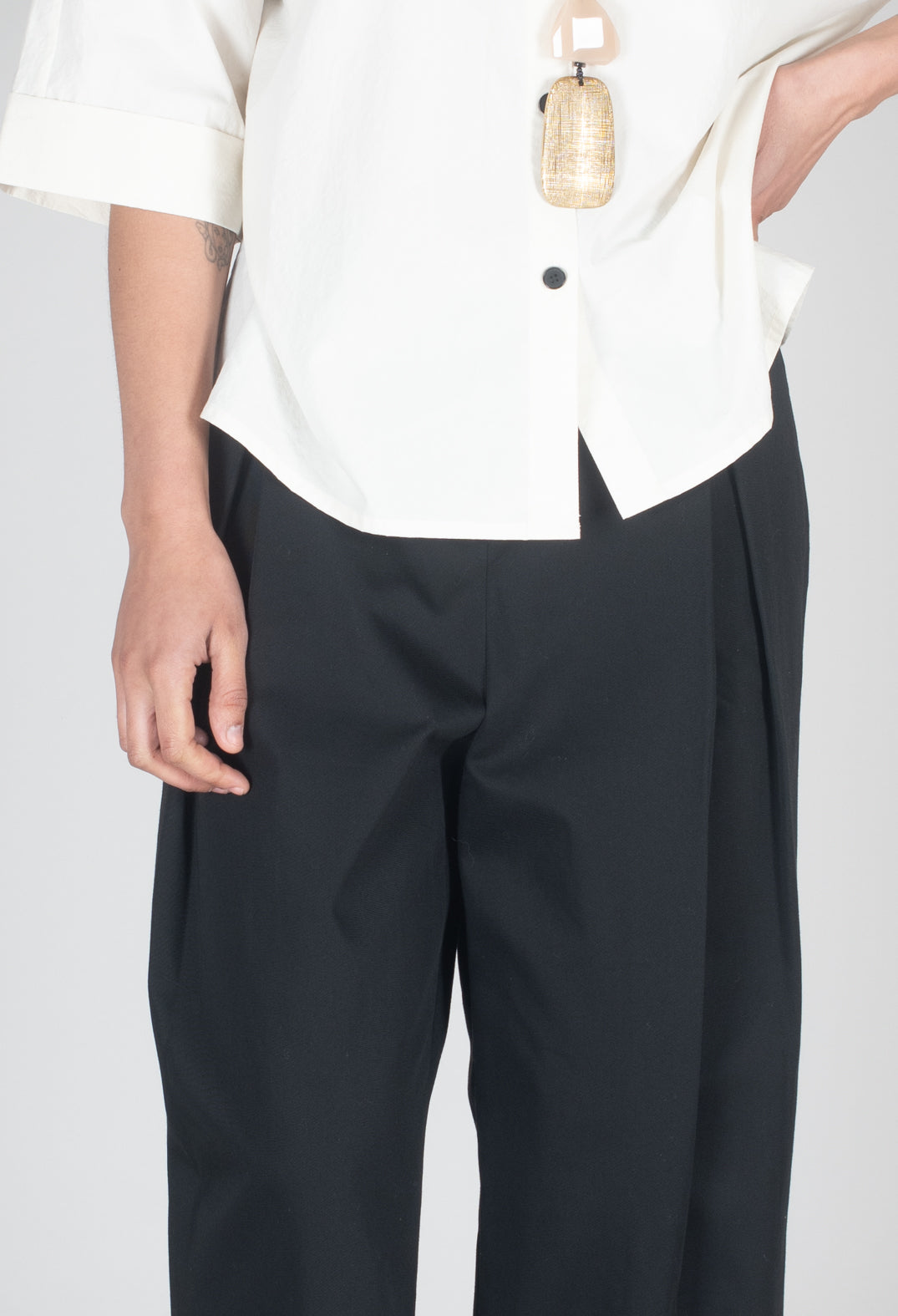 Contrast Hem Cotton Trousers in Black