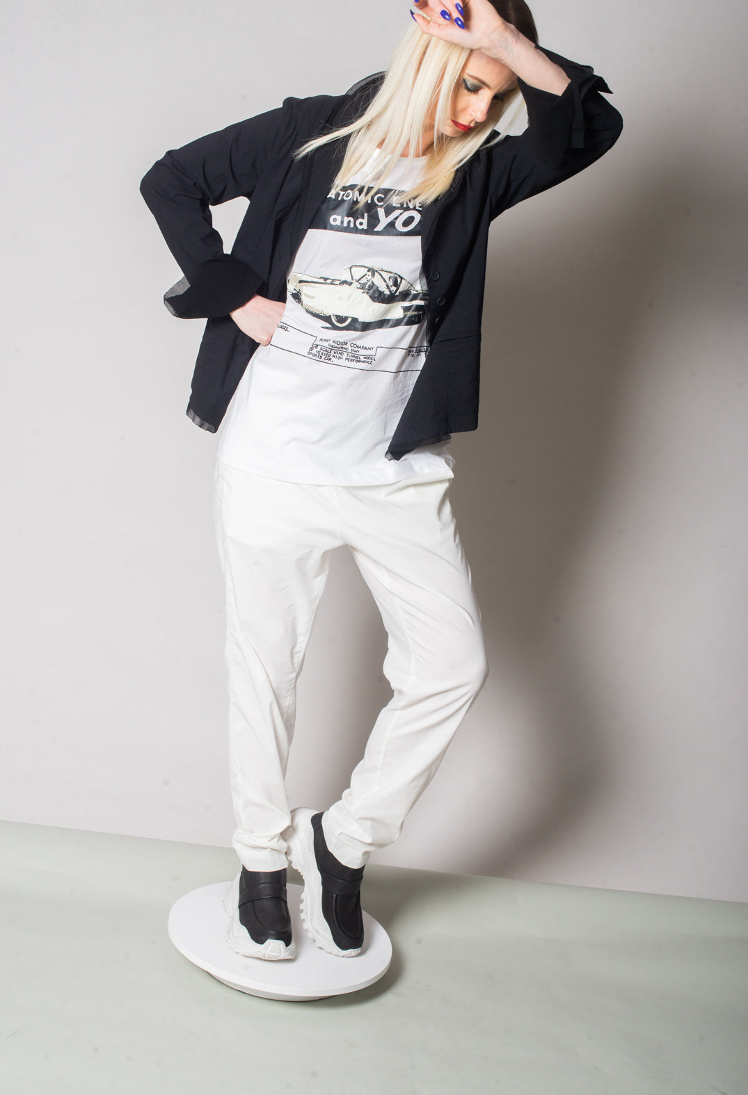 Pull On Slim Leg Trousers in Offwhite