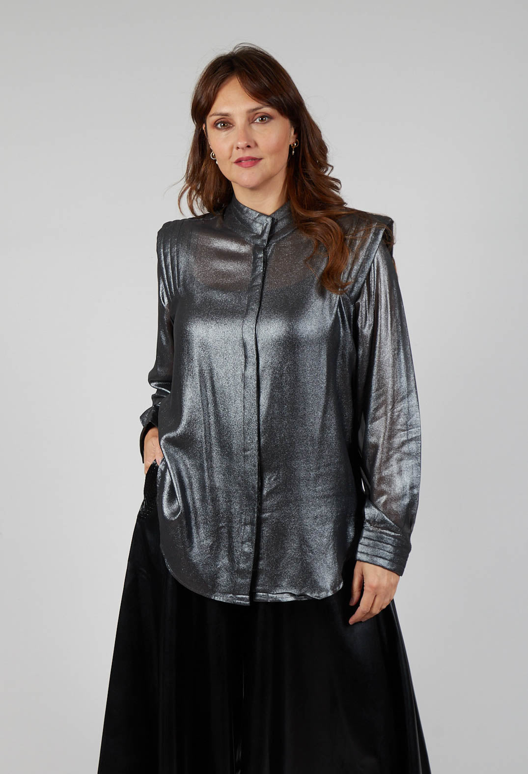 Damelia Shirt in Silver and Black