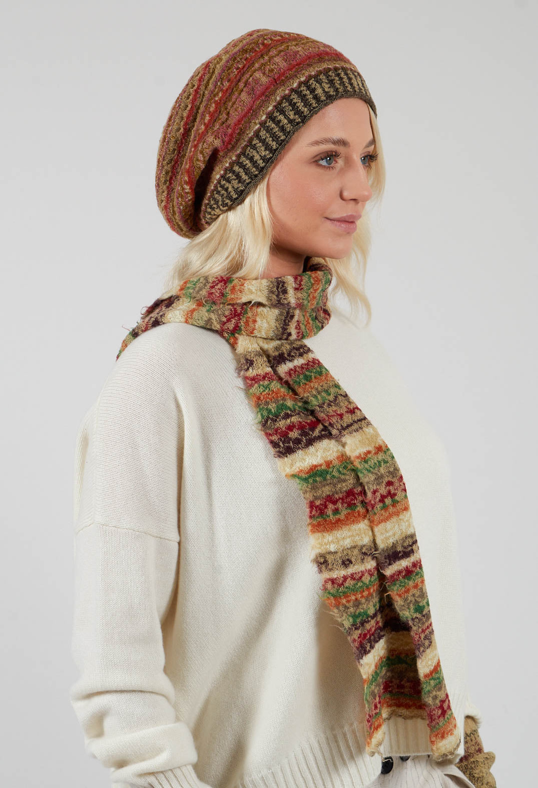 Decorative Wool Hat in Apricot