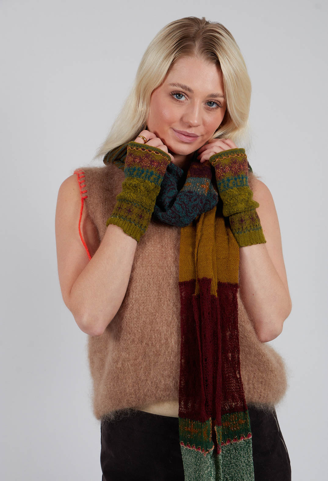 Decorative Wool Scarf in Olive