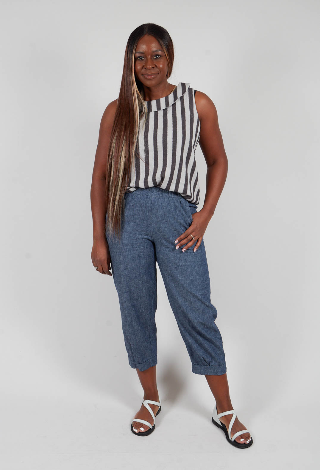 Denim Style Trousers in Indgio