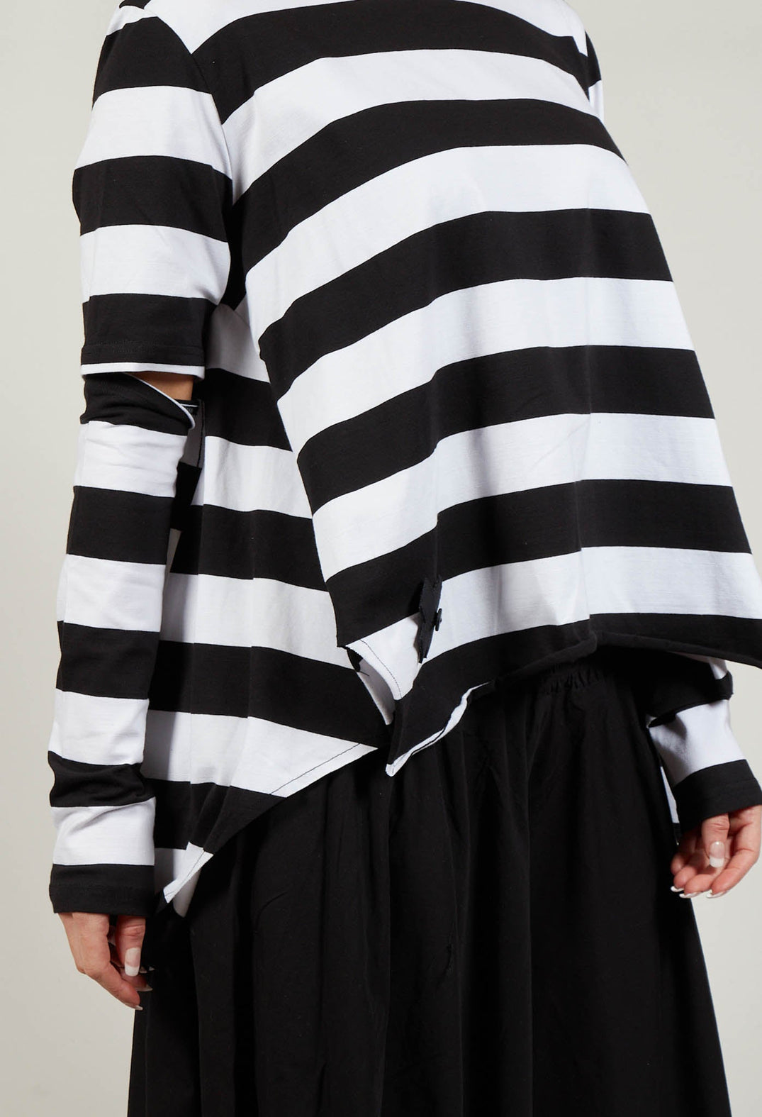 Detached Sleeve T-shirt in Block Stripe