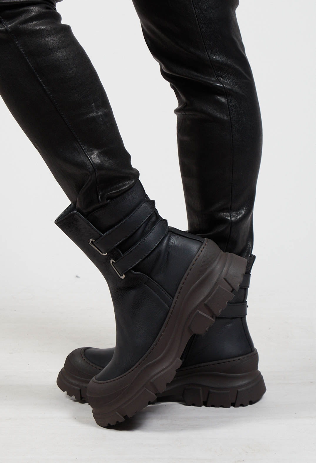 Double Strap Ankle Boots in Gasoline Nero