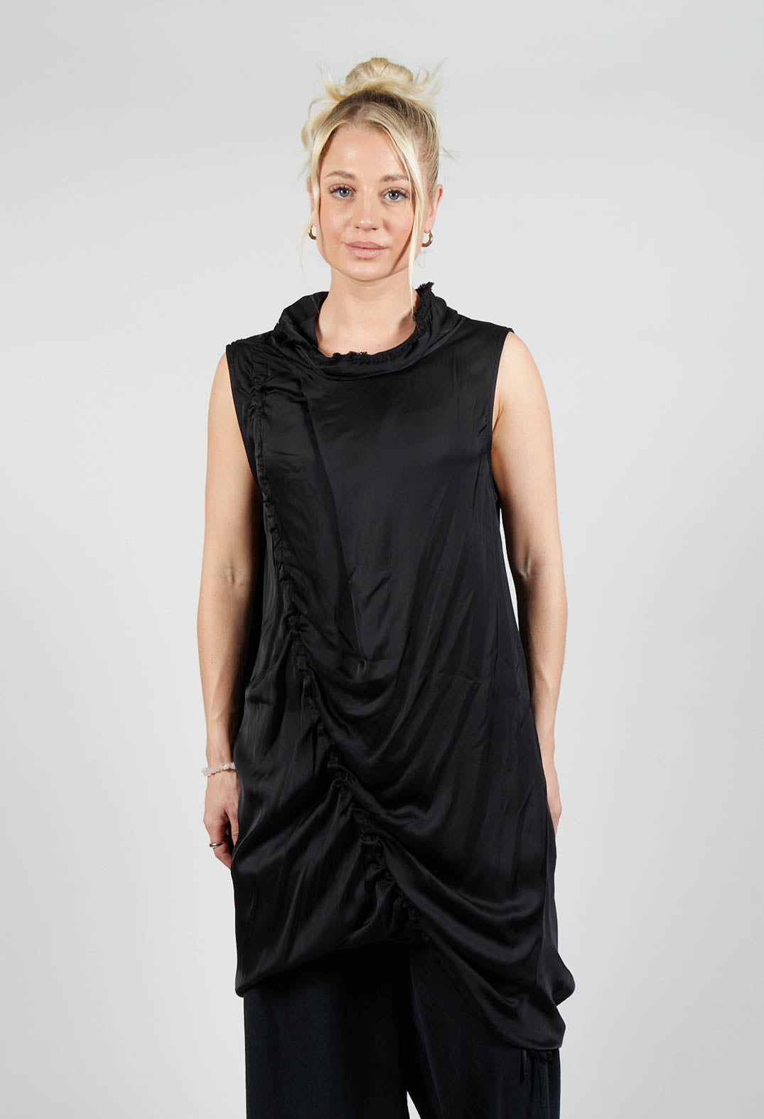 Dress in Raso di Viscosa Nero