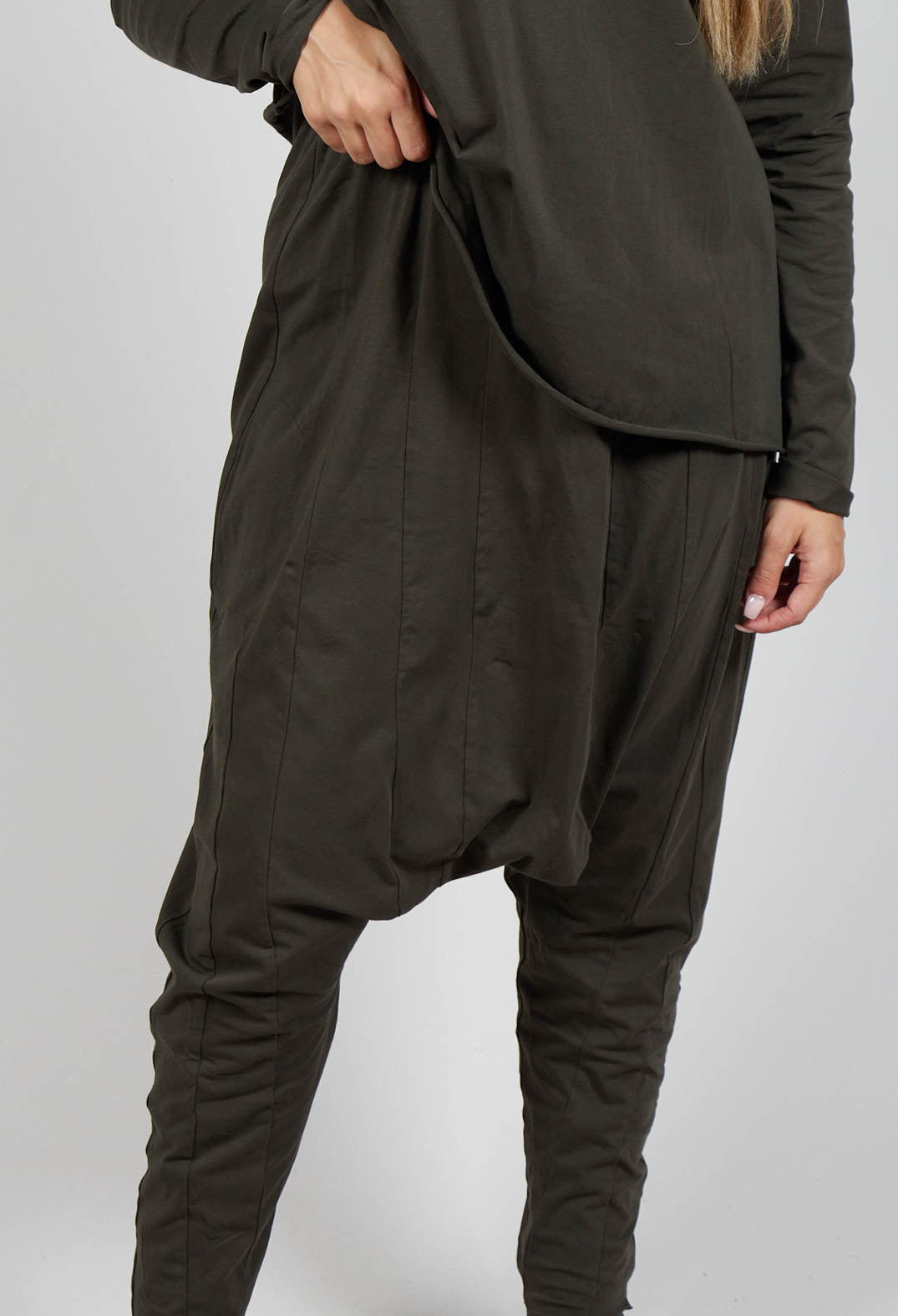 Drop Crotch Trousers with Exposed Seams in Jungle