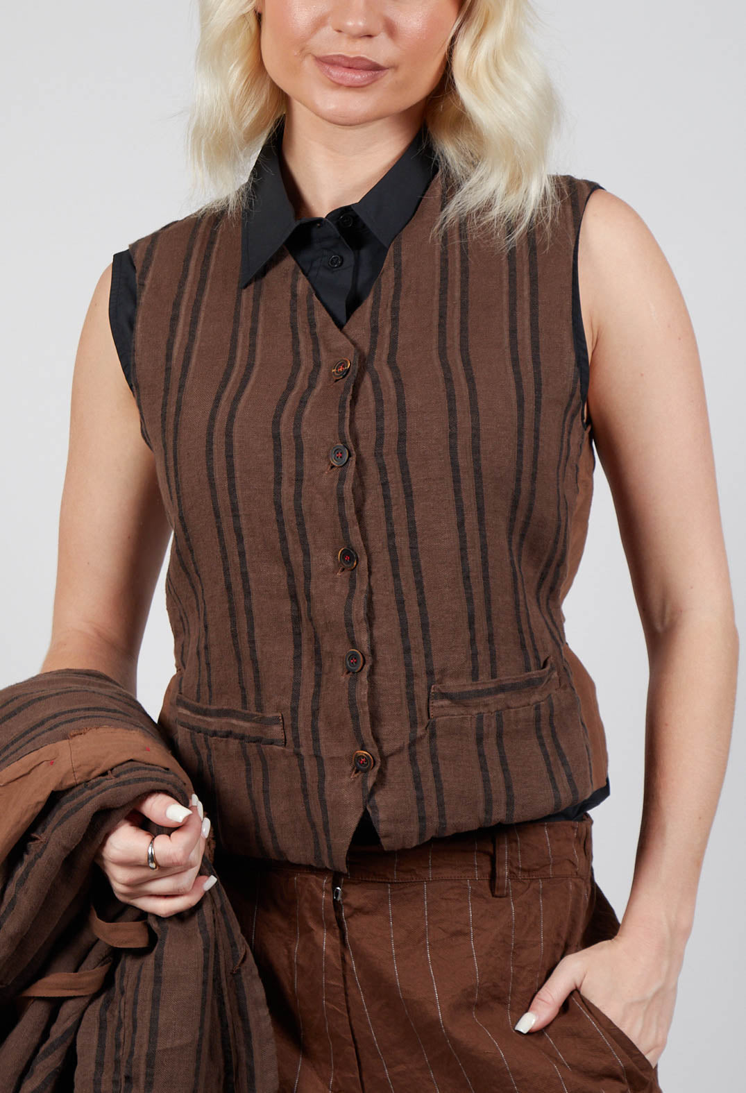 Gemma Gilet in Tobacco