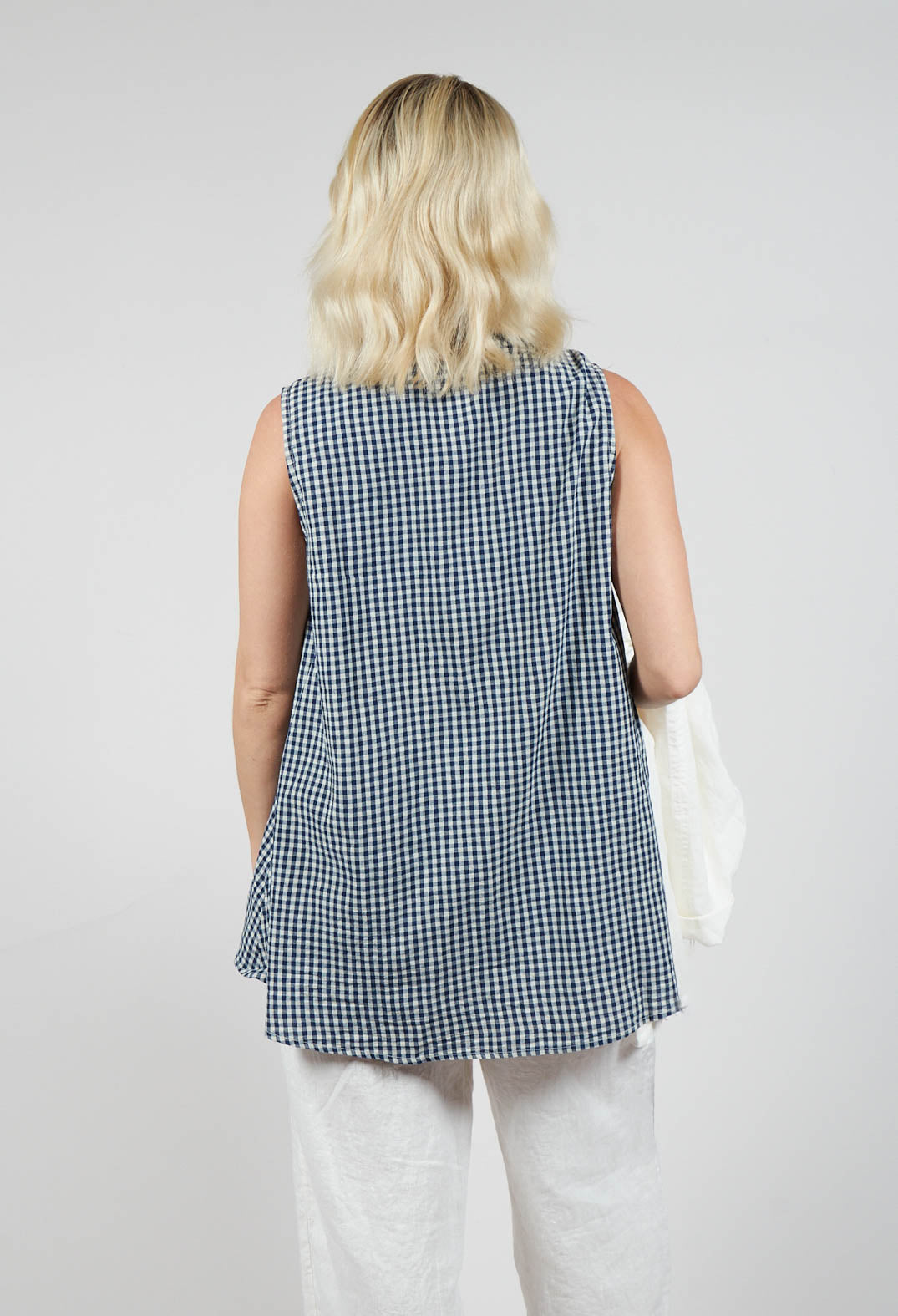 Sleeveless Shirt in Checker Blue