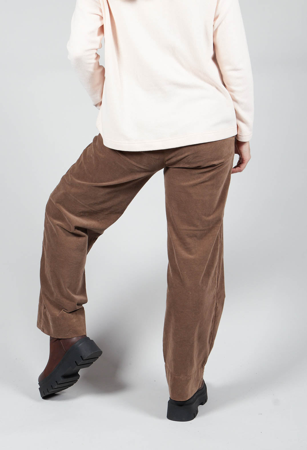 Dider Trousers in Taupe – Olivia May