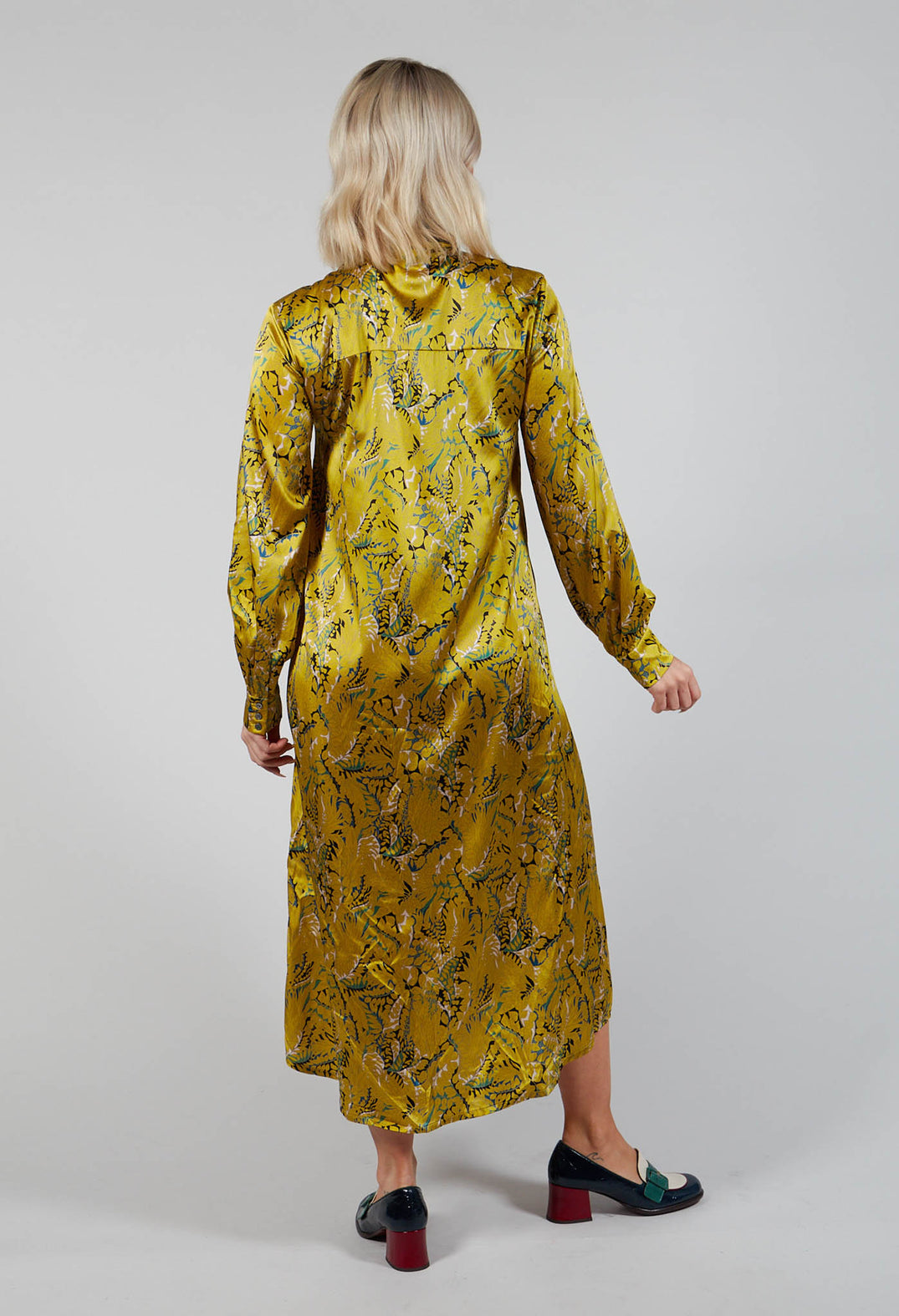 Noley Dress with Bow Collar in Anthurium Canary