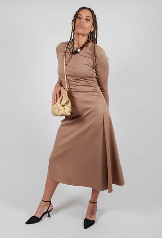 Fit Dress in Camel