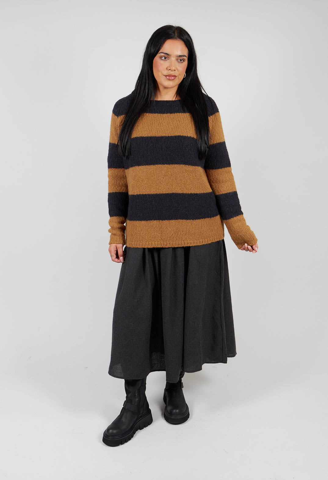 Jumper in Tobacco Black