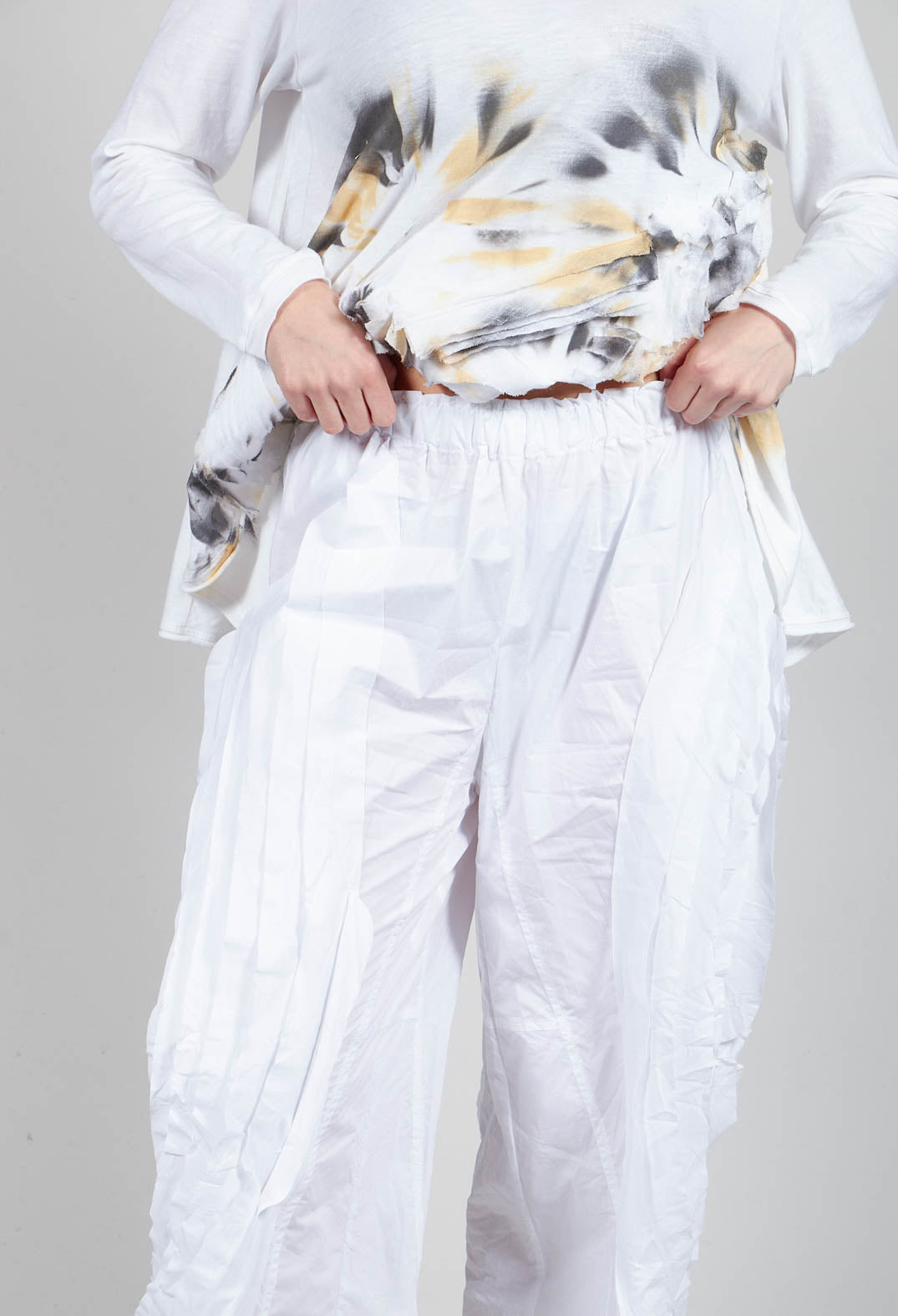 Fold Texture Trousers in White