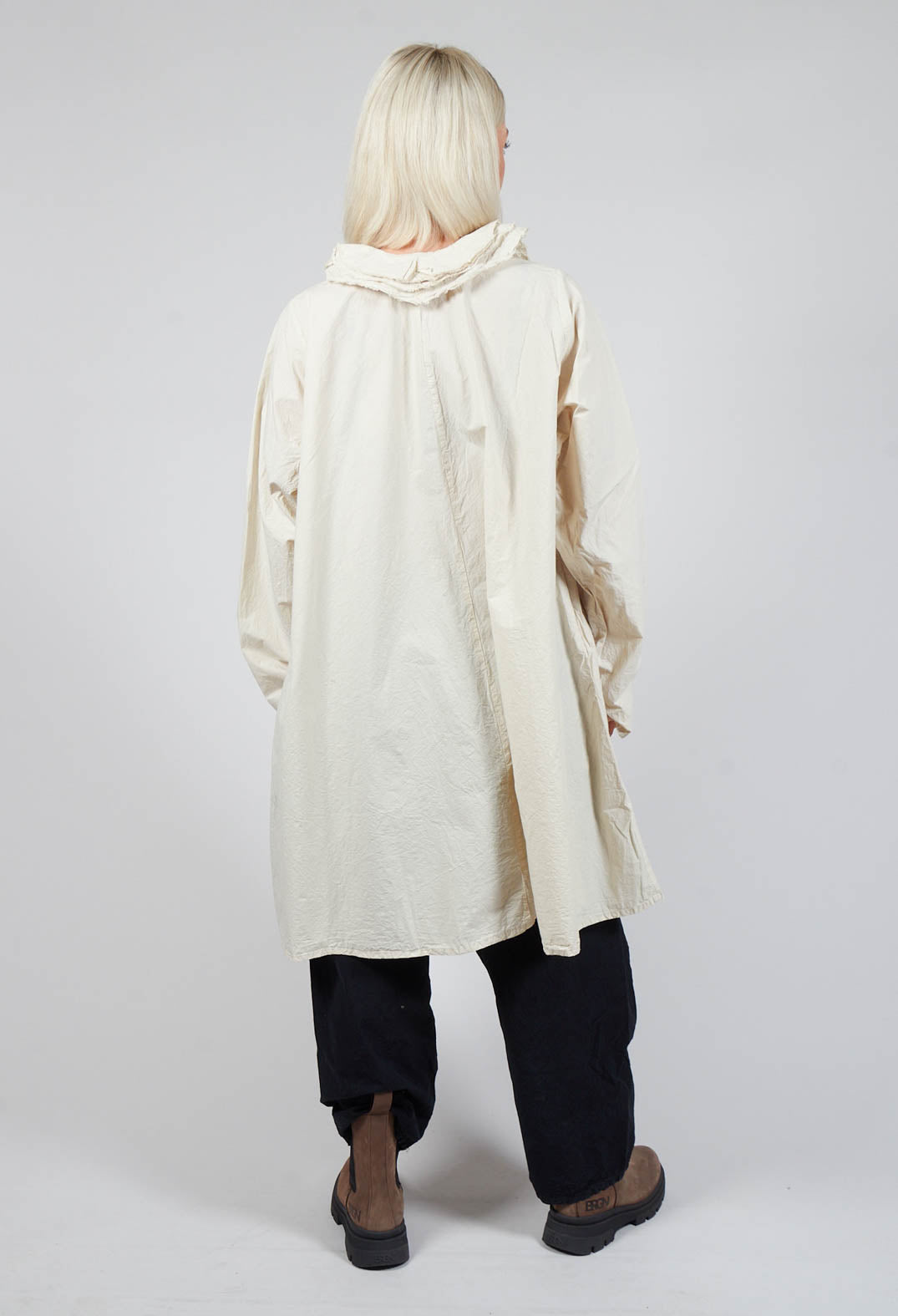 Gartender Top in Gefuhl Beige