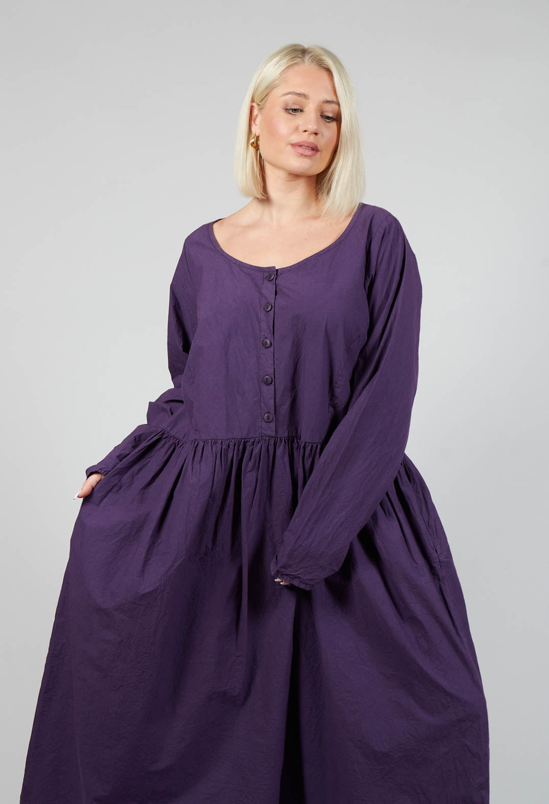 Gestallung Dress in Eisenbahn Purple