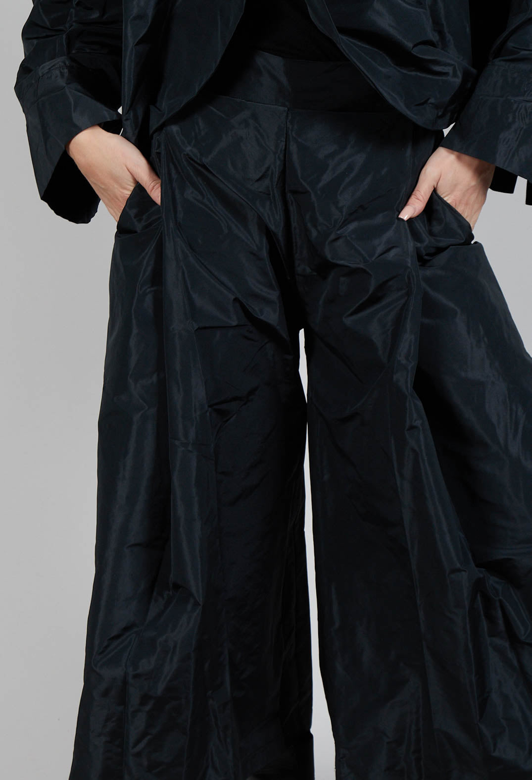 Hampton Trousers in Black