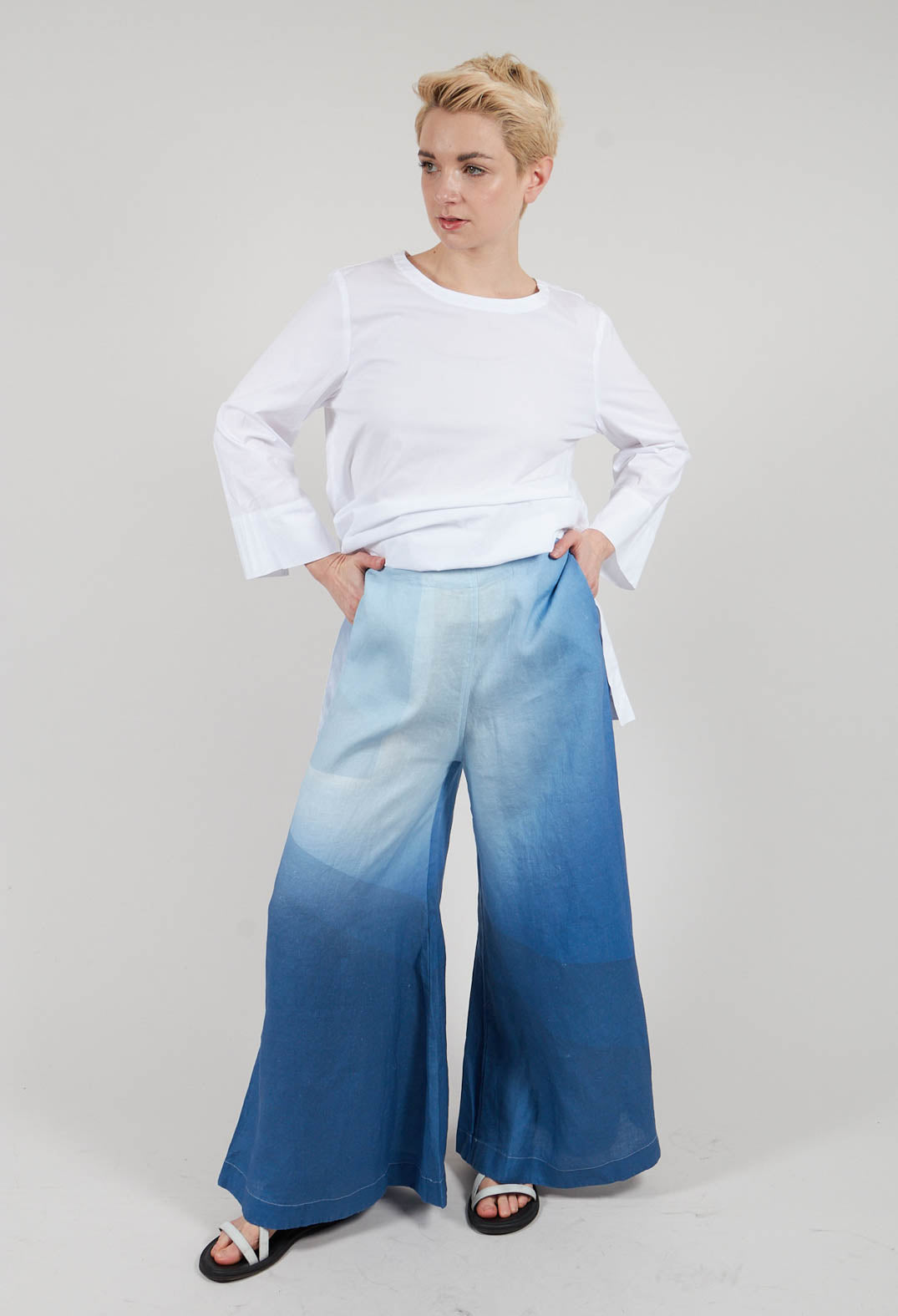 High-Waisted Maki Pants in Eve Blue