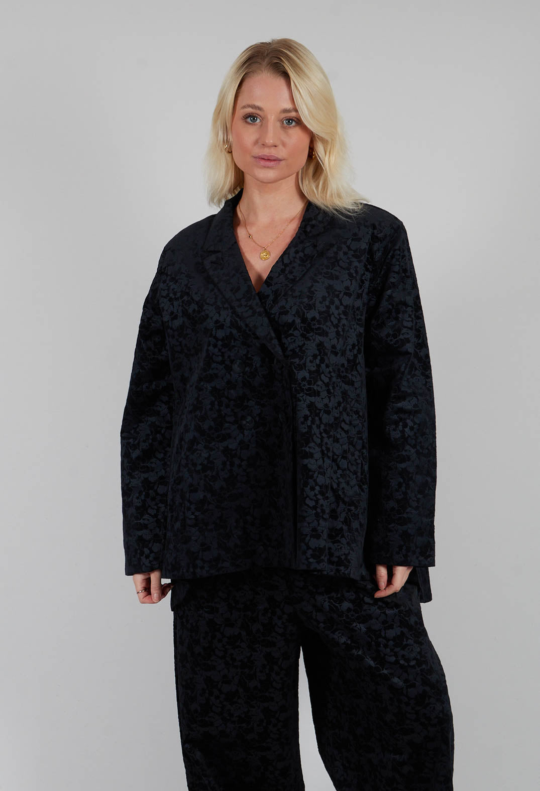 Jacquard Blazer in Black