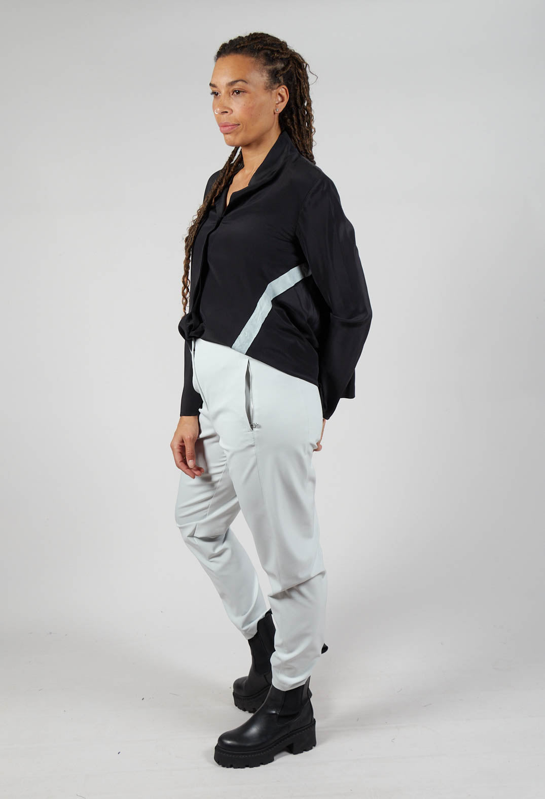 Kabo Trousers in Fog