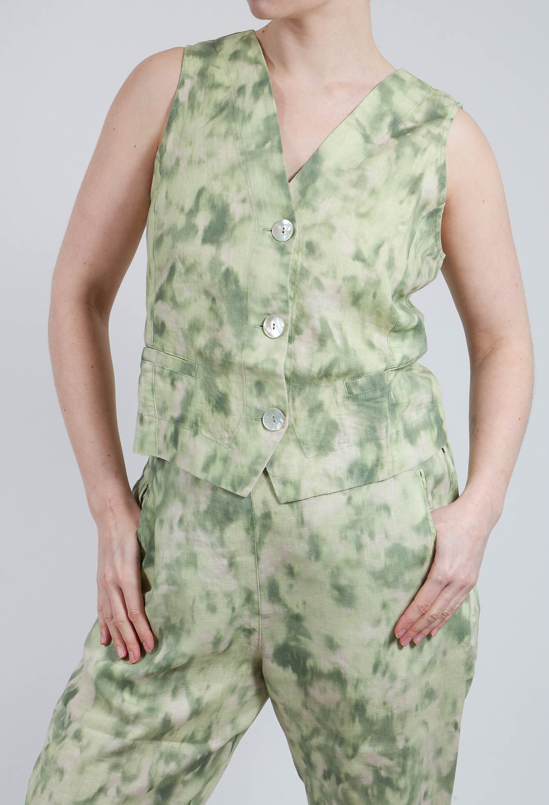 Kazamar Vest in Spring Green Print