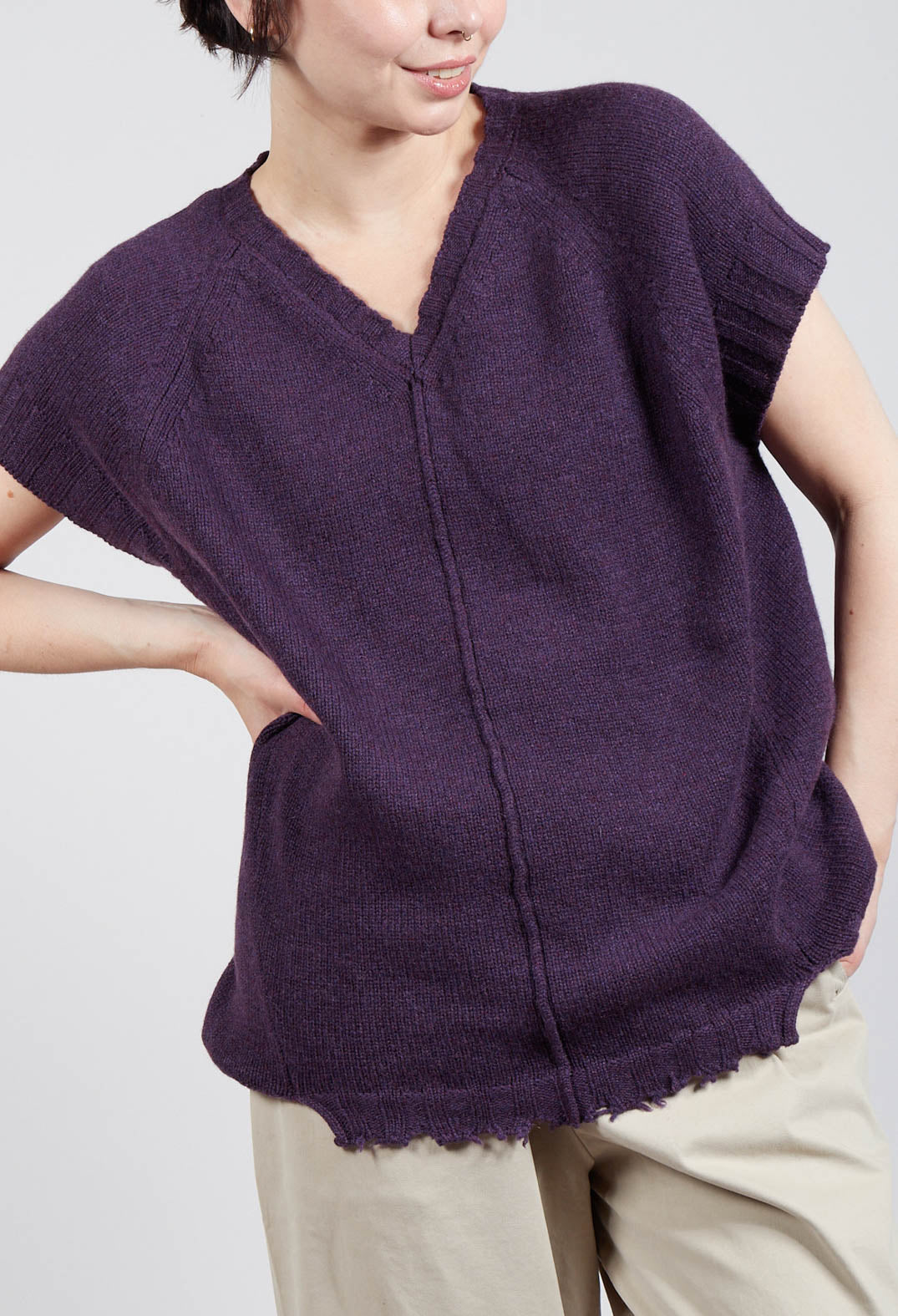 Klori Gilet in Plum