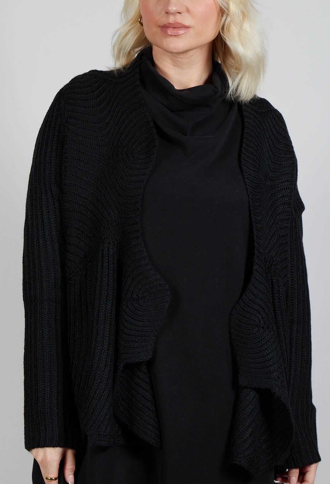 Knitted Wave Cardigan in Black