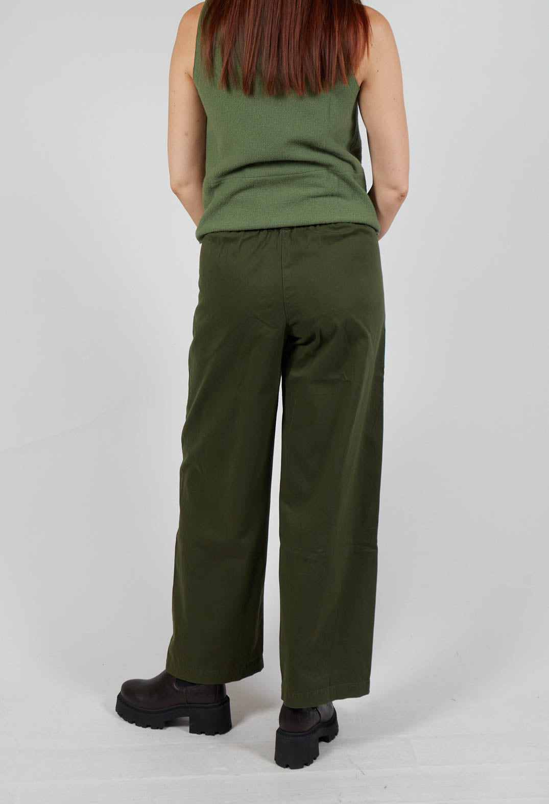 Koniso Trousers in Khaki