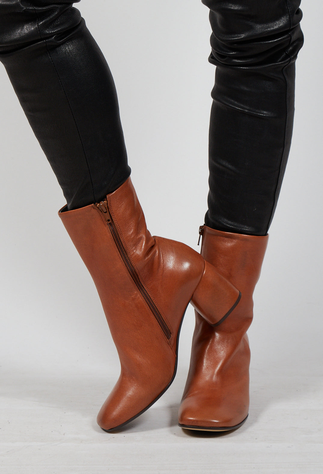 Kubric Block Heel Boot in Cuioi