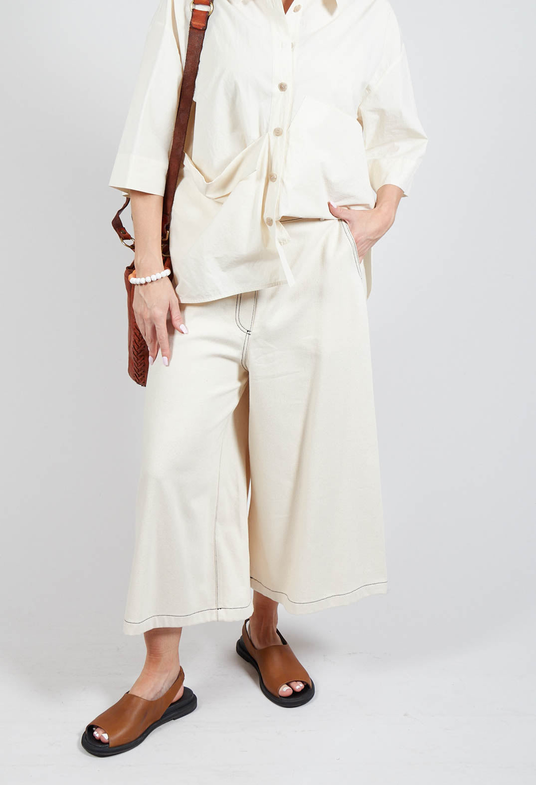 Contrast Stitch Wide Culottes in Off White