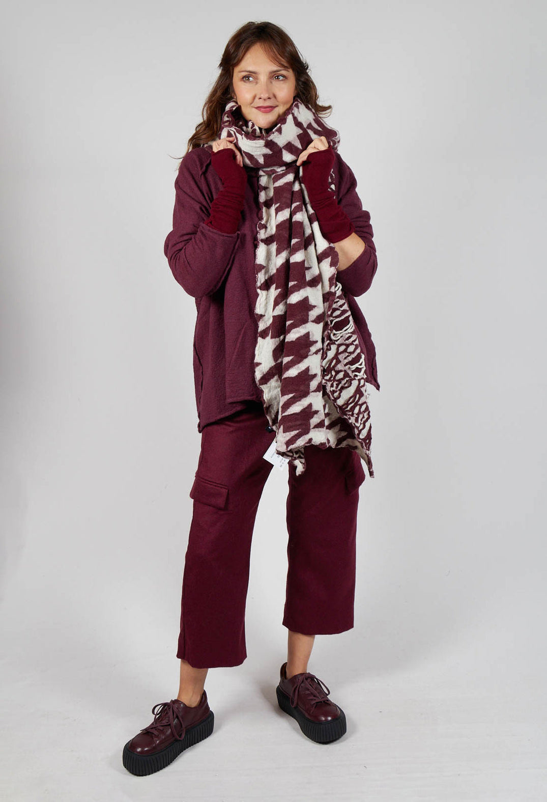 Large Dogstooth Print Scarf in Merlot Bone Jacquard