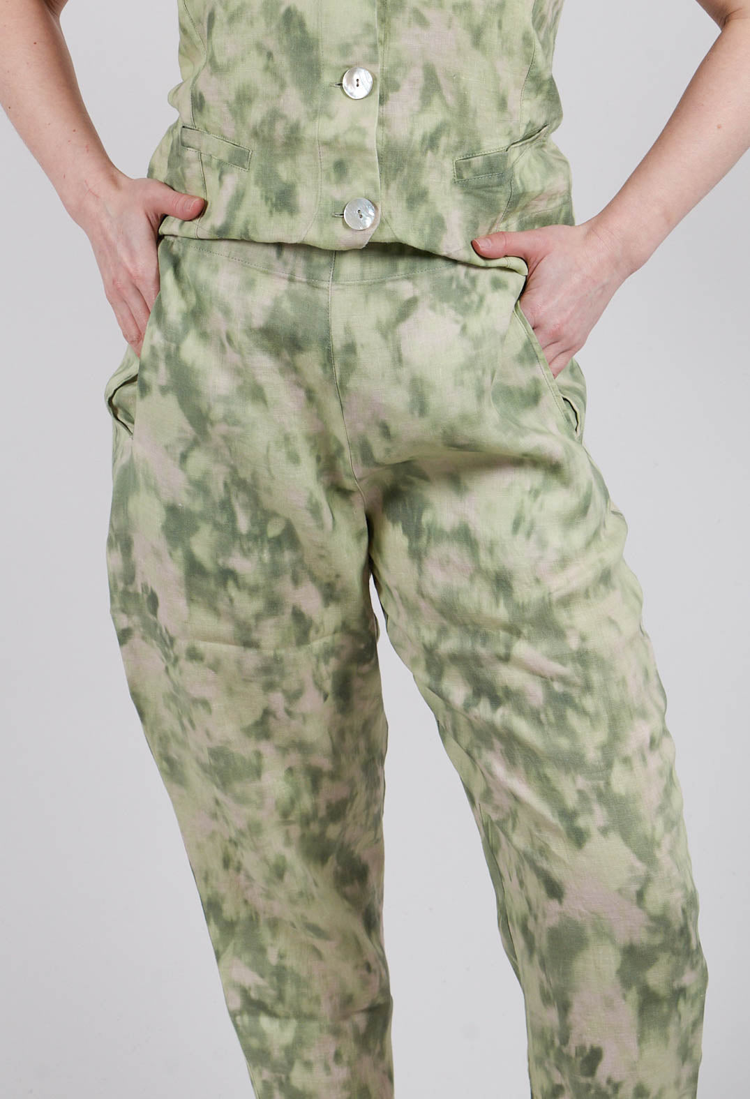 Linen Geisha Pants in Spring Green Print