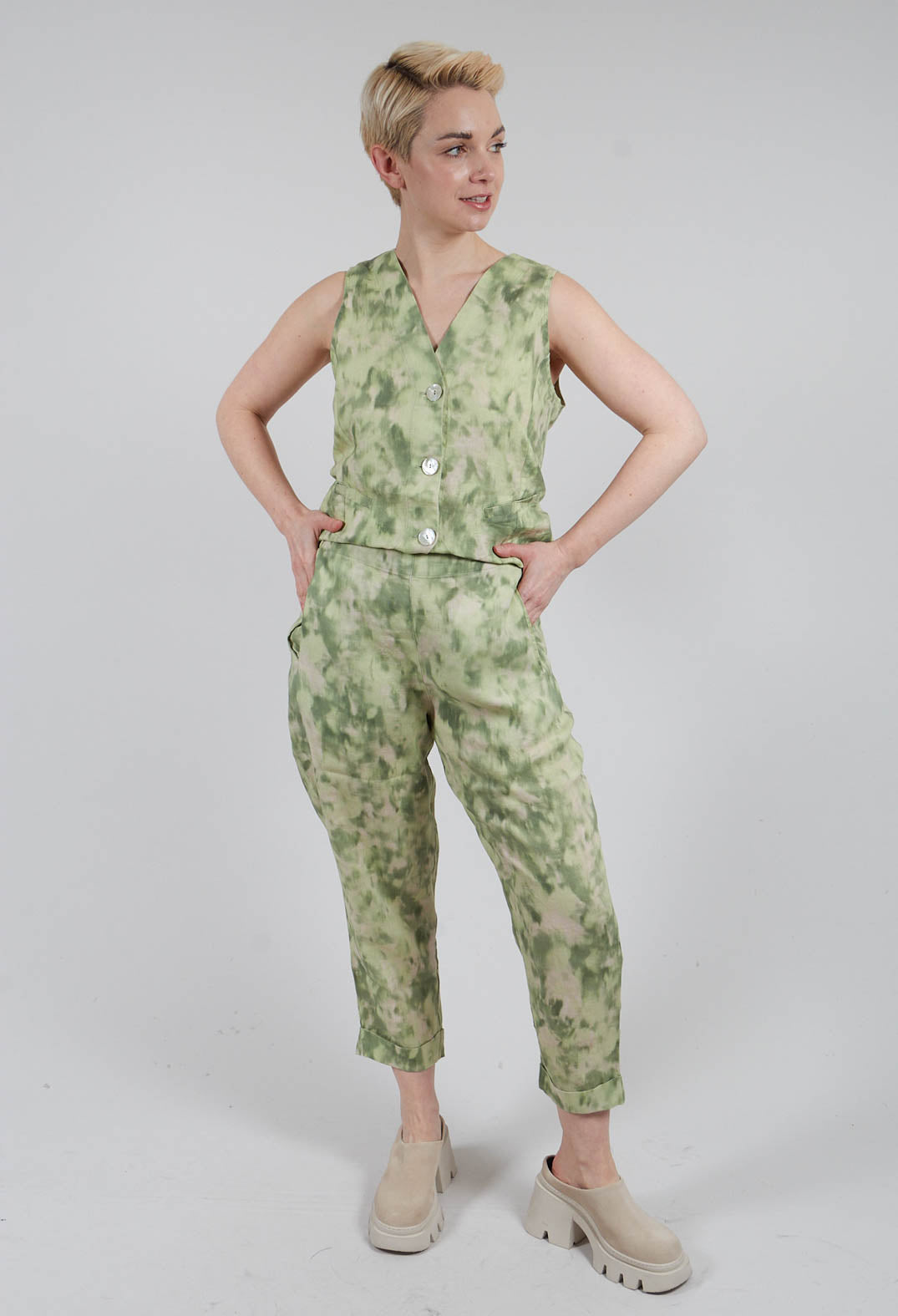 Linen Geisha Pants in Spring Green Print