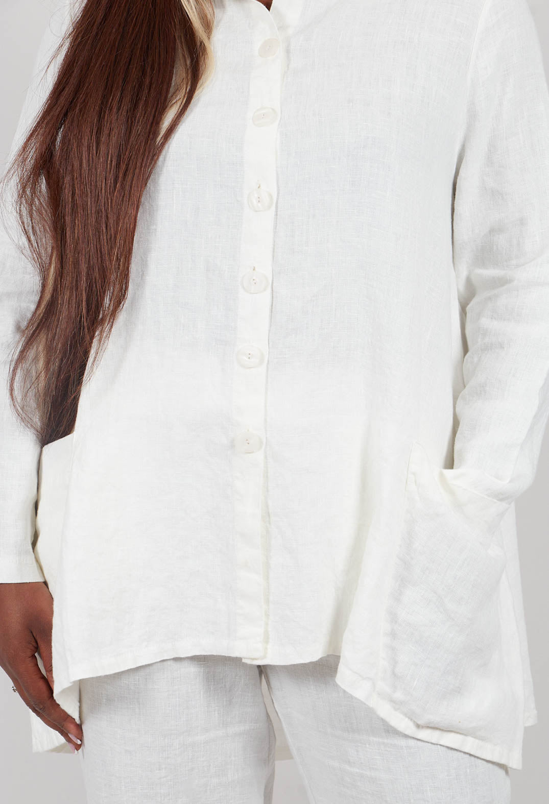 Linen Shirt in Off White