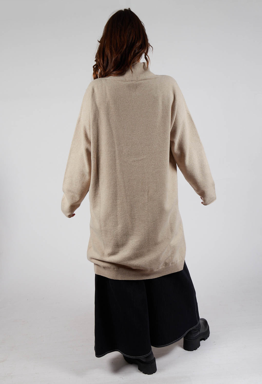 Long Cardigan in Beige