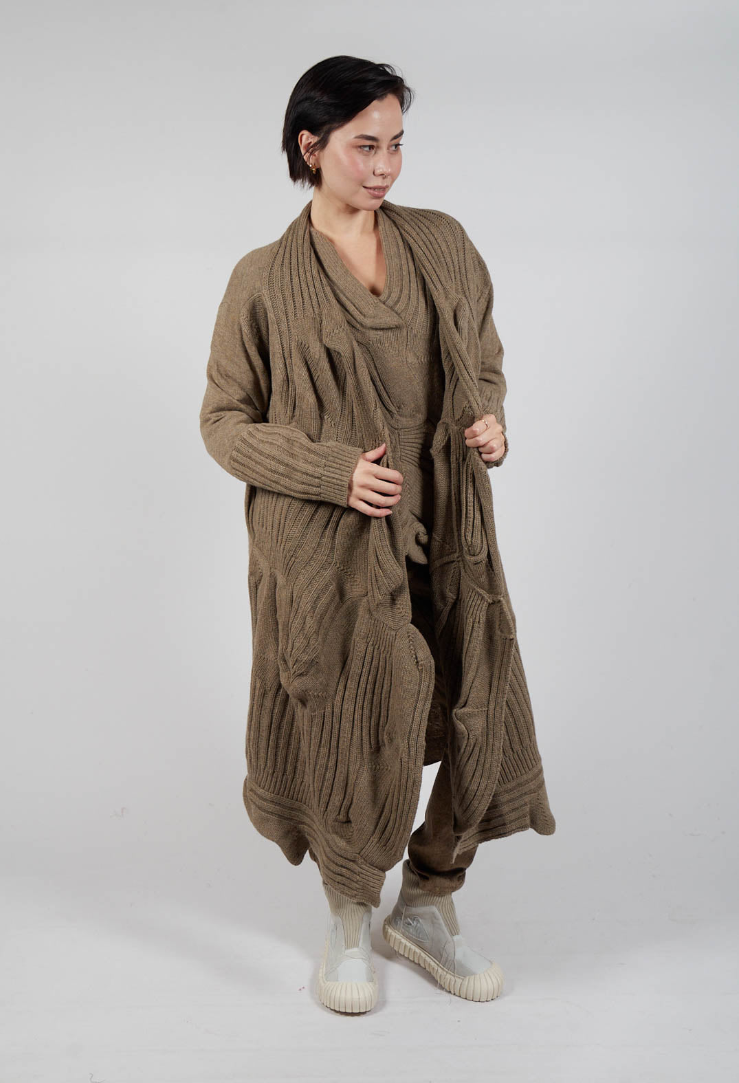 Long Ribbed Cardigan in Camel Mel