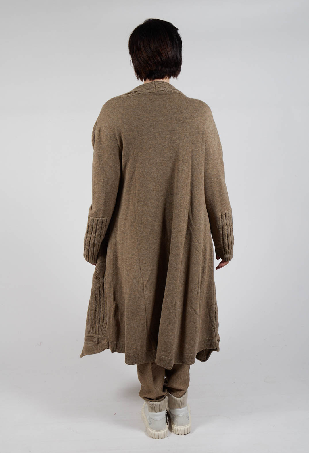 Long Ribbed Cardigan in Camel Mel