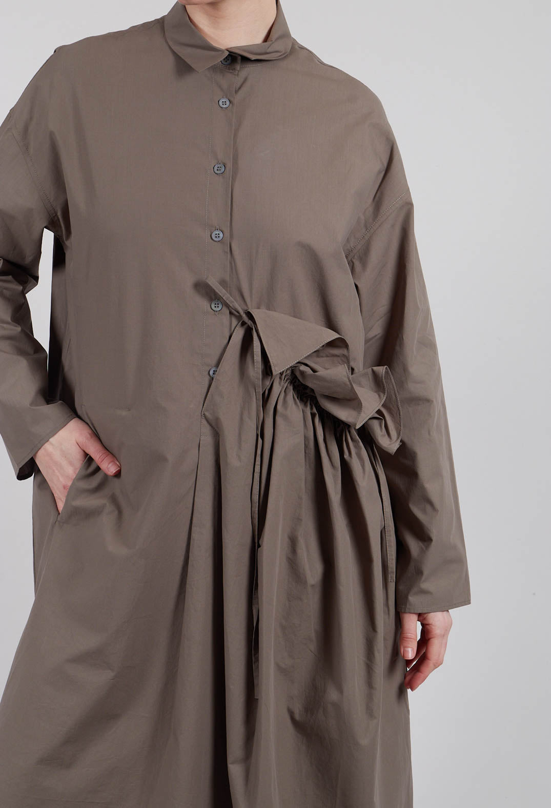 Long Shirt with Ruffles in Khaki