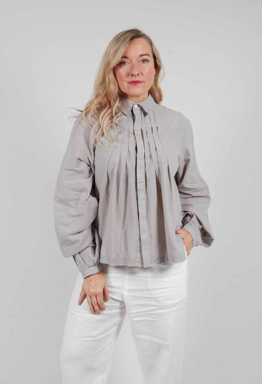 Long Sleeve Shirt in Silver Gray