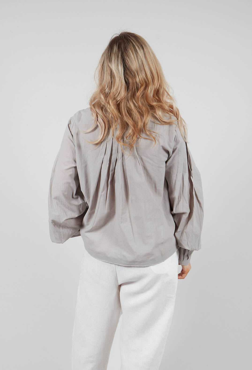 Long Sleeve Shirt in Silver Gray