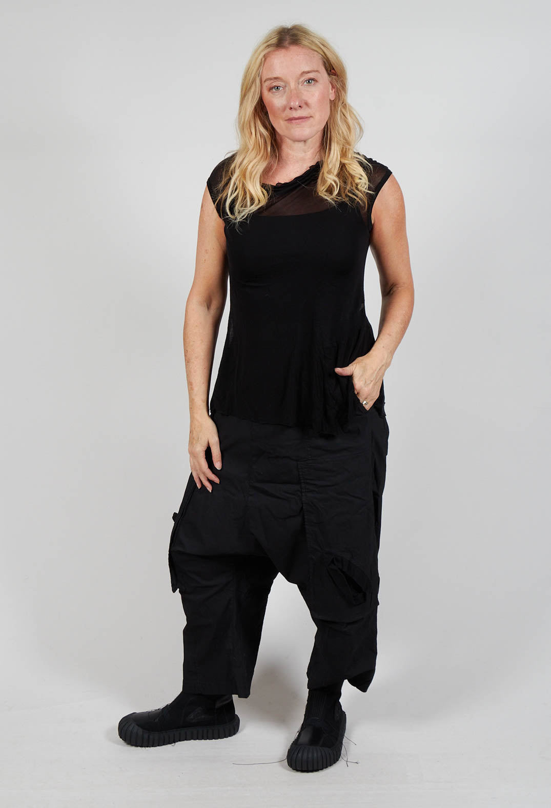 Loose-Fit Asymmetrical Vest in Black