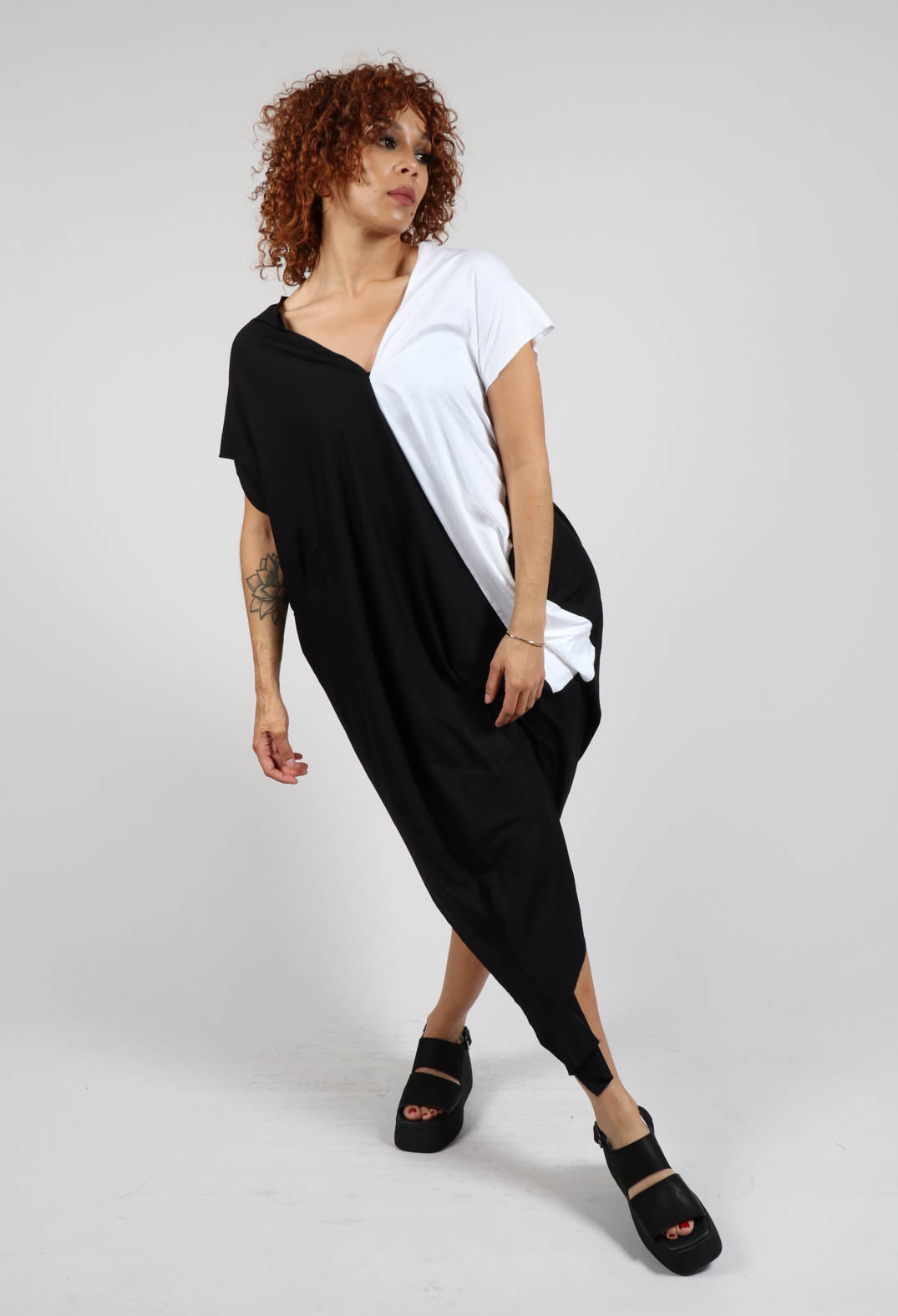 Loose V-Neck Dress in Black and White