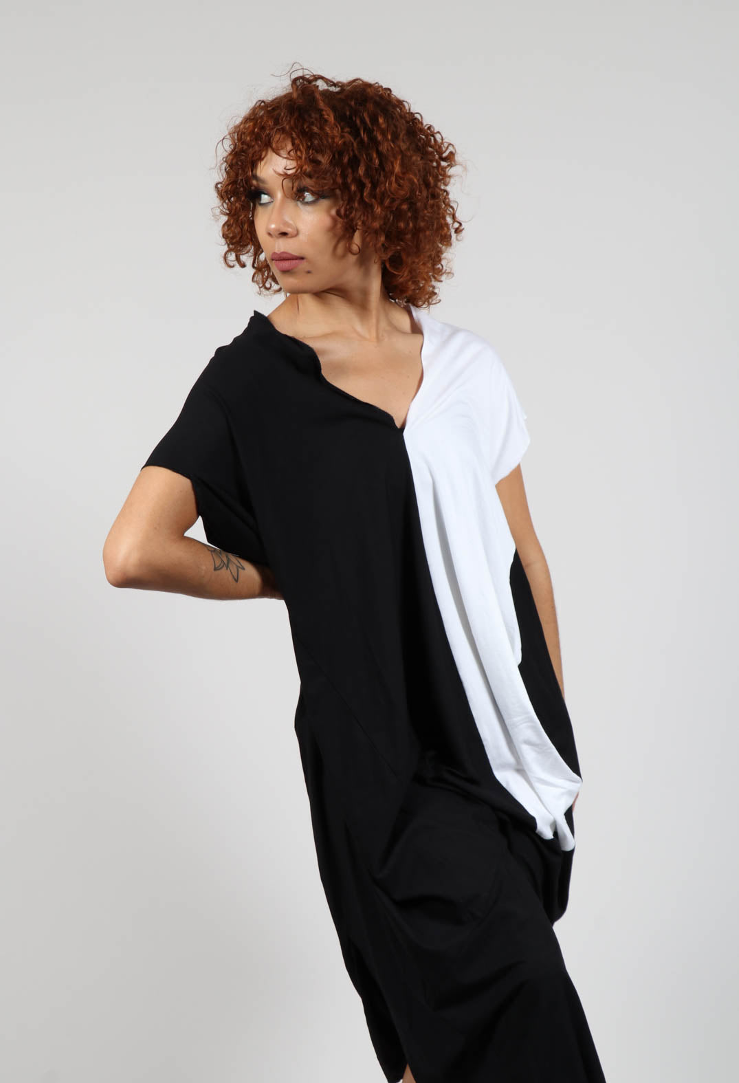 Loose V-Neck Dress in Black and White