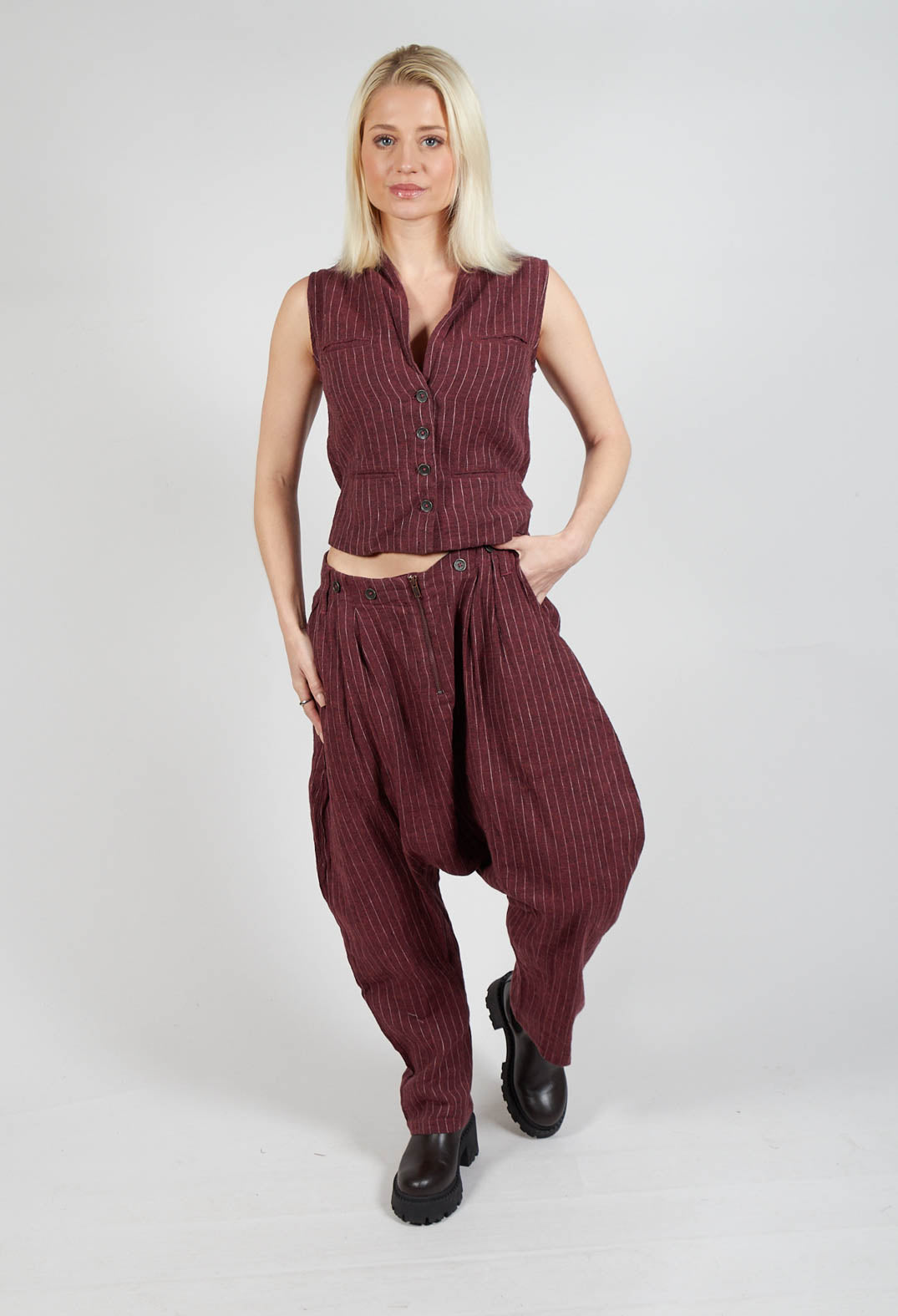 Merja Trousers in Burgundy